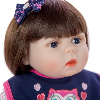 KEIUMI 57 CM Tikroviška Baby Doll, Žaislų Pilna Silikono Lėlės Mados Atgimsta Boneca Menina Viduryje ilgus Plaukus Kalėdų Vaikų Dienos Dovanų