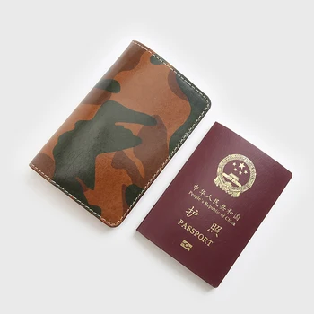 SIKU vyrų odos paso atveju, rankų darbo kortelės turėtojas garsaus prekės ženklo paso viršelis