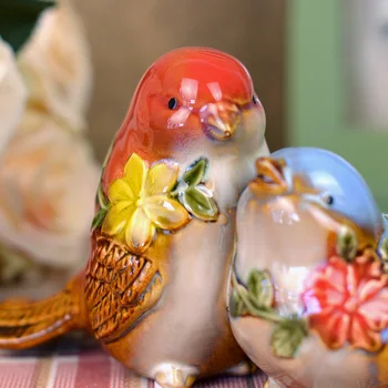 Pora paukščių vestuvių, gimtadienio dovana Šiaurės namuose papuošalų, keramikos amatai