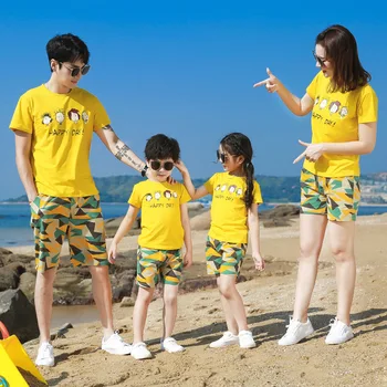Šeimos derinti Drabužius 2020 Metų Vasaros Tėtis, Sūnus, Mama, Dukra Medvilnės Geltona T-shirt+Kamufliažinės Kelnės 2 Vnt Atitikimo Pora Komplektai