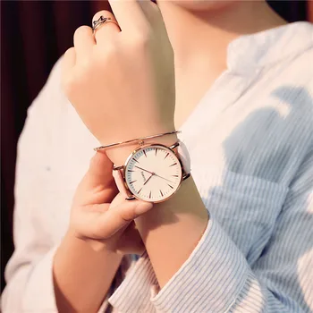 Išskirtinį Paprasta Moteris, Laikrodžių, Prabangių Mados Ponios Rankiniai Laikrodžiai Ulzzang Prekės Klasikinis Dizainas Moteris Kvarcinis Laikrodis Montre Femme