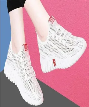 Moteris, batai, sportbačiai 2020 korėjos versija visas rungtynes, atsitiktinis vasaros tinklelio bėgimo bateliai moterims