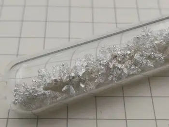 Sidabro spalvos Metalo 99.99%,Sidabro kristalų Nereguliarus Vienkartinės Vienetų stiklo ampulä -