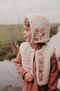 Vaikiška Striukė 2020 Naujas Žiemos LM Merginos Aksomo, Šiltas Gėlių Siuvinėjimas Kailis Baby Vaikų Mados Outwear Drabužiai